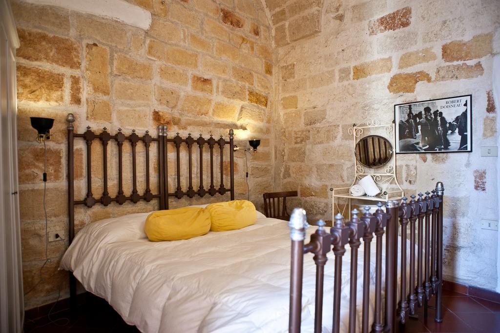 Levante Rooms Полиньяно-а-Маре Экстерьер фото