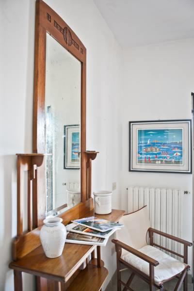 Levante Rooms Полиньяно-а-Маре Экстерьер фото